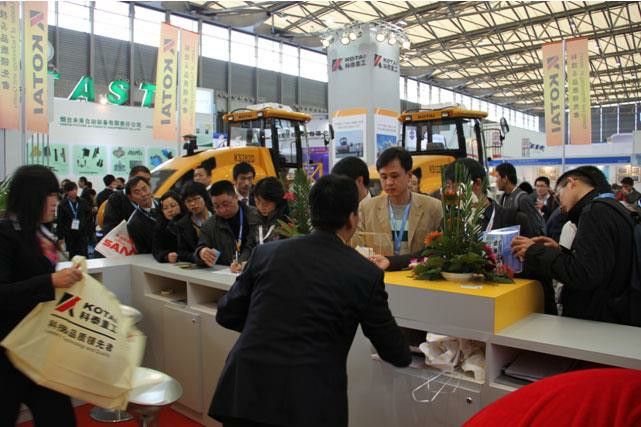 Wu Jingwu: Working together to develop fully hydraulic vibratory rollers