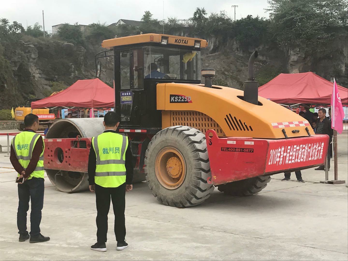 China's construction machinery exports encounter new thresholds